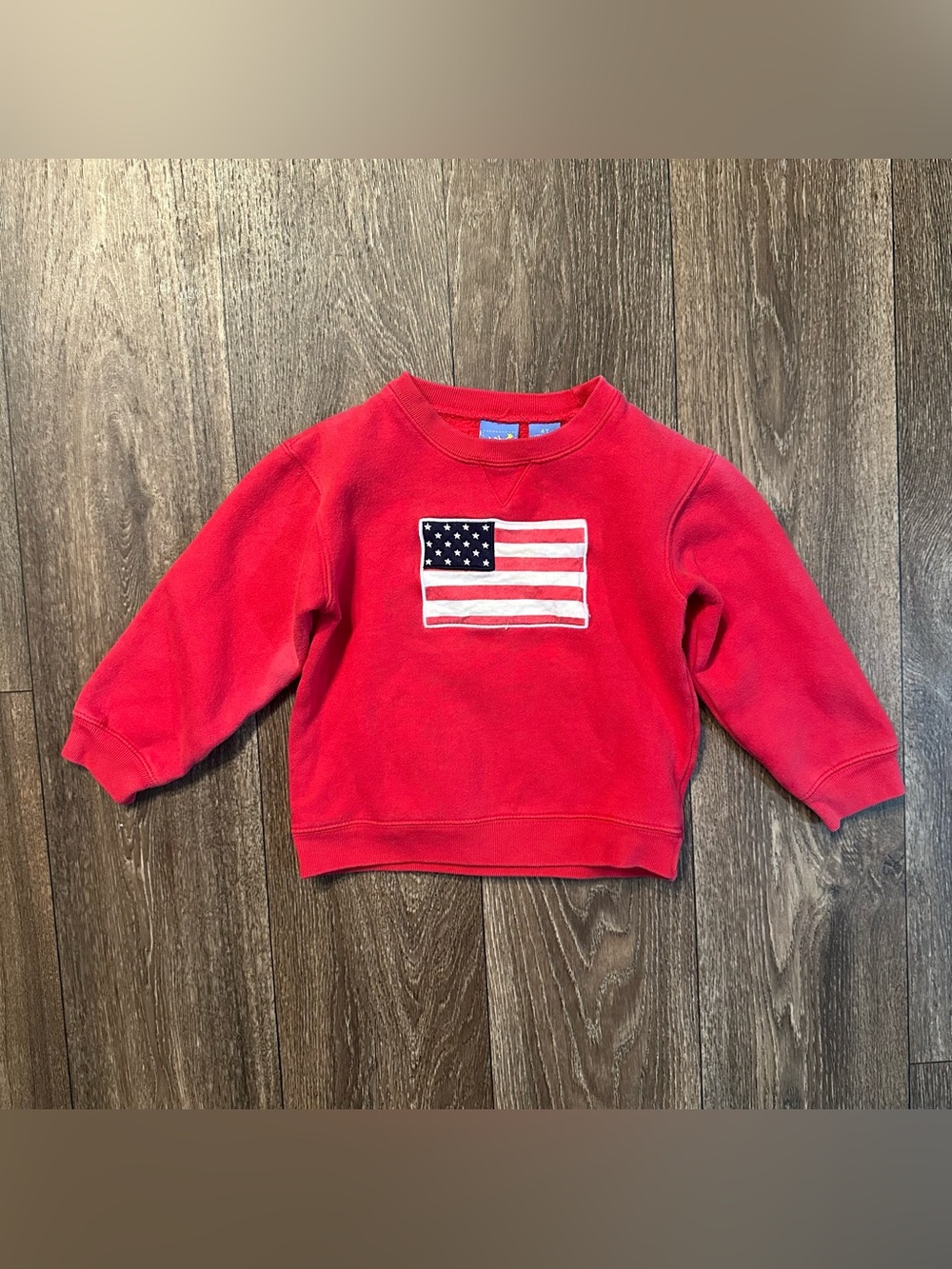 Kids red crewneck sweatshirt with American flag vintage Baby Crew Sz 4T